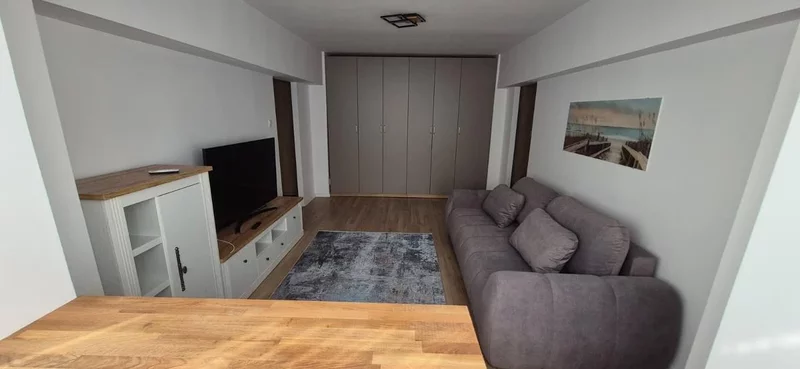 Bucurestii Noi, Damaroaia, apartament 4 camere cu balcon si curte, mobilat,