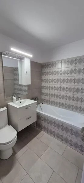 Bucurestii Noi, Damaroaia, apartament 4 camere cu balcon si curte, mobilat,